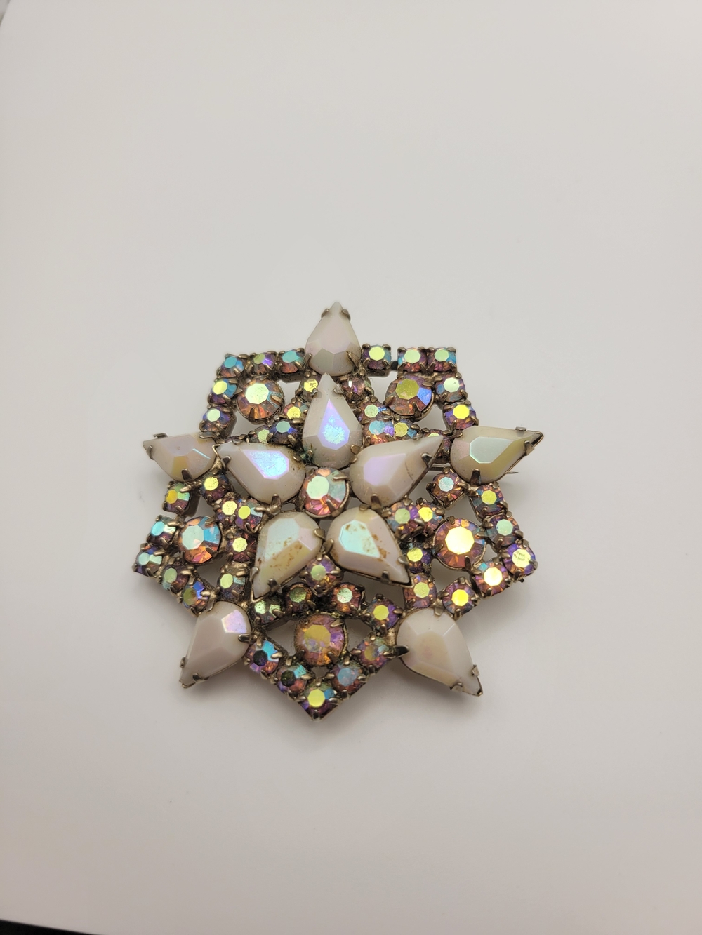 Vintage aurora borealis Iridescent White Starburst Crystal Brooch